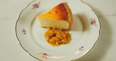 Classic Bakes: The Art of Crust Making
