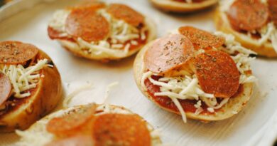 Quick Bakes: Baking Made Simple and Fast